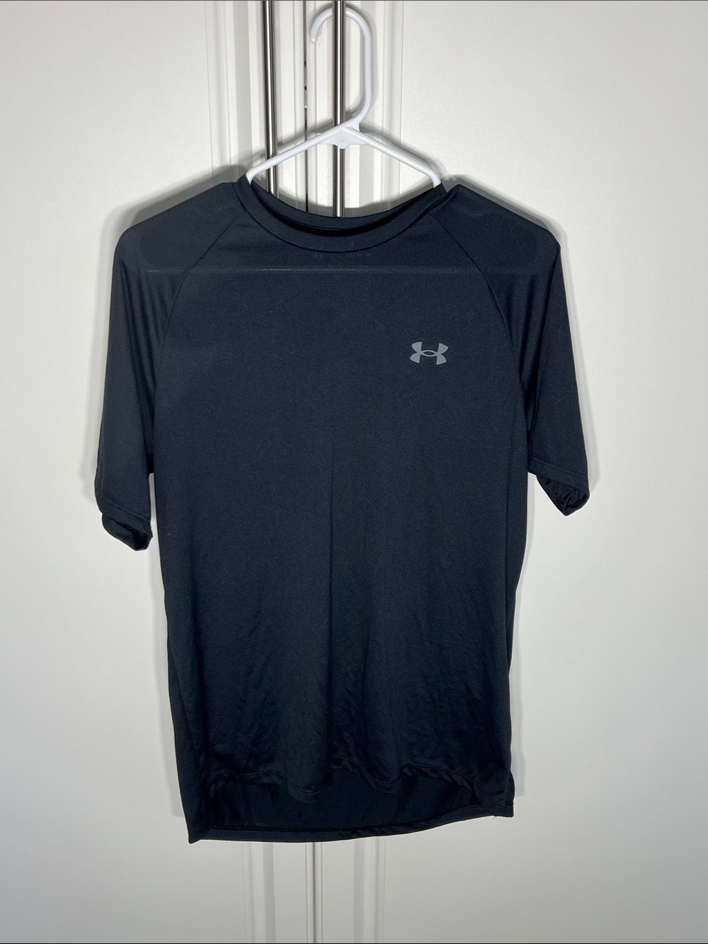 Under Armour Black Short Sleeve Athletic Tee with Reflective Logo